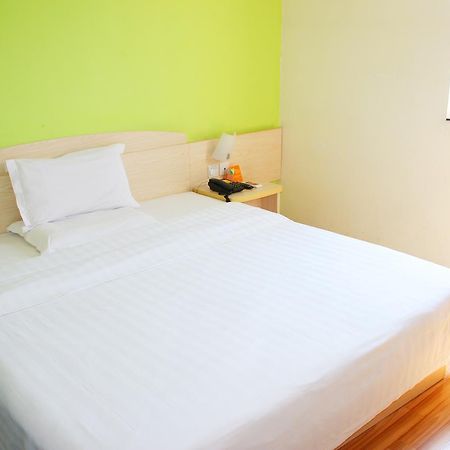 7Days Inn Beijing Yanqing Walmart Pequim Exterior foto