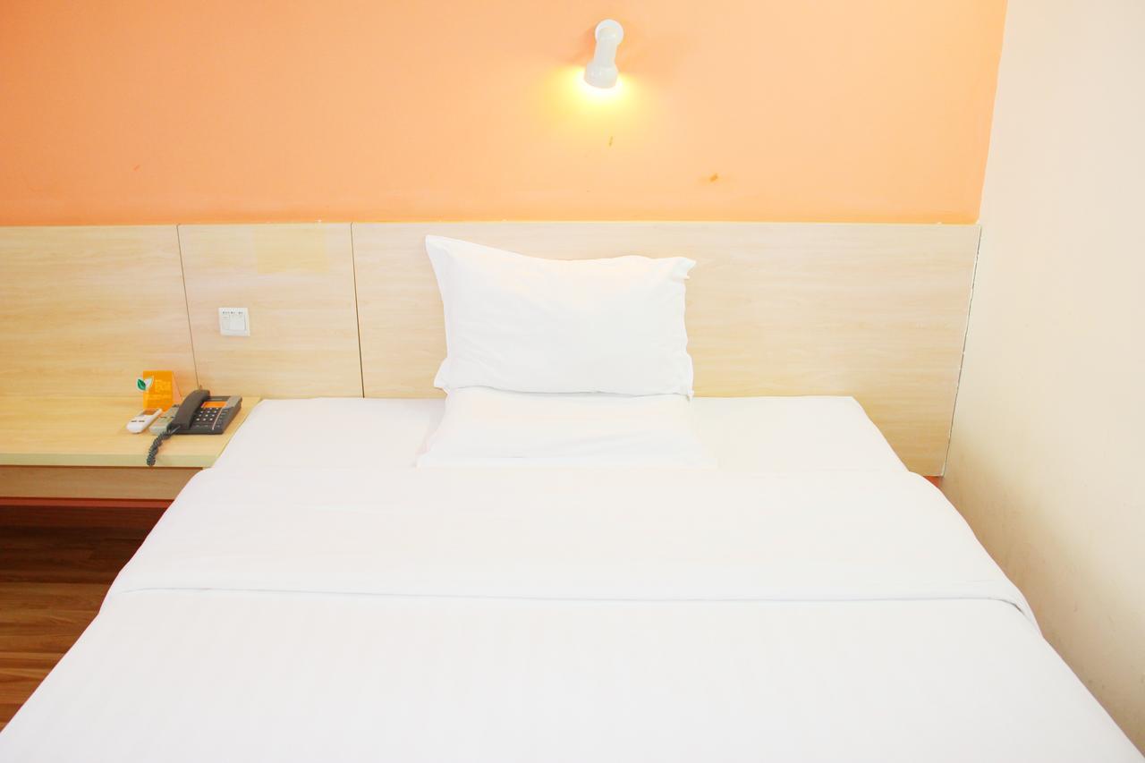 7Days Inn Beijing Yanqing Walmart Pequim Exterior foto